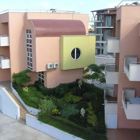 Appartement - Astra By The