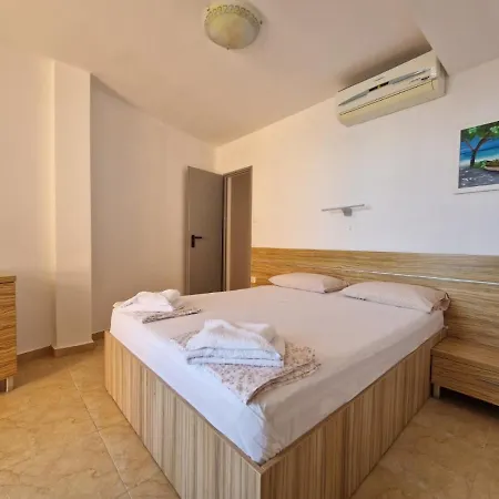 - Astra By The Appartement
